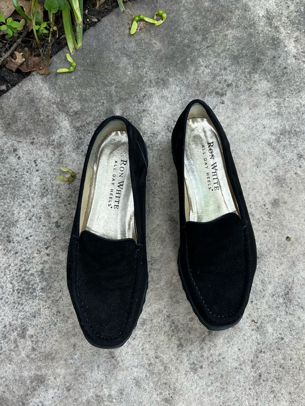 Ron White Rita Black Suede Loafer, size 38.5 (7.5 US)